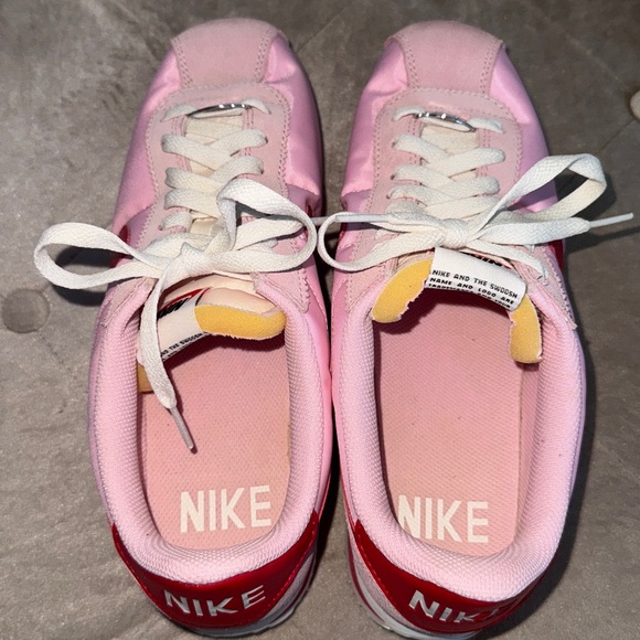 Nike Cortez Textile "Med Soft Pink/Fire Red/Sail/Team Orange" Women's Size 10 - Picture 13 of 17